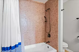 308 Skyvue Ln, Schaumburg, IL 60194 - Photo 15