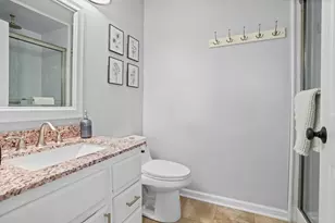 308 Skyvue Ln, Schaumburg, IL 60194 - Photo 7