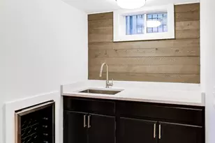 5061 N Kimberly Ave, Chicago, IL 60630 - Photo 31