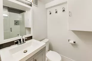 5061 N Kimberly Ave, Chicago, IL 60630 - Photo 37