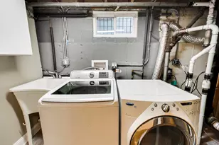 5061 N Kimberly Ave, Chicago, IL 60630 - Photo 39