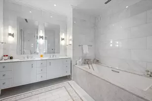 435 N Michigan Ave, Chicago, IL 60611 - Photo 11