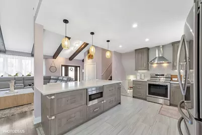 981 N Mill Road, Addison, IL 60101 - Photo 11