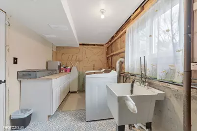 981 N Mill Road, Addison, IL 60101 - Photo 31