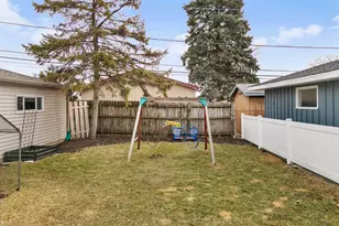 249 N Craig Pl, Lombard, IL 60148 - Photo 23