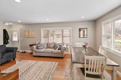 249 N Craig Place, Lombard, IL 60148 - Photo 3