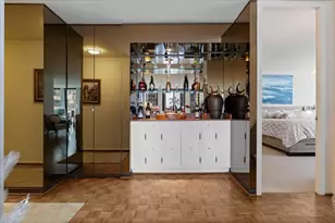 200 E Delaware Pl, Chicago, IL 60611 - Photo 7