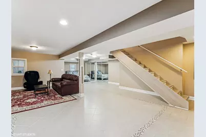 651 Garth Road, Wheeling, IL 60090 - Photo 17