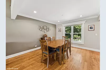 651 Garth Road, Wheeling, IL 60090 - Photo 9