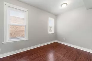 5418 W 24th St, Cicero, IL 60804 - Photo 9