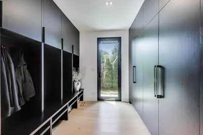 821 Harms Road, Glenview, IL 60025 - Photo 31