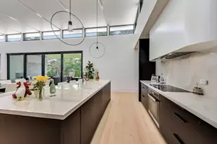 821 Harms Rd, Glenview, IL 60025 - Photo 13