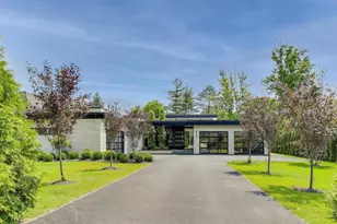 821 Harms Rd, Glenview, IL 60025 - Photo 1