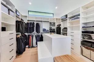 821 Harms Rd, Glenview, IL 60025 - Photo 19