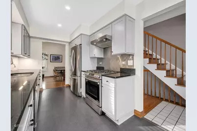 412 Lawrence Avenue, Glen Ellyn, IL 60137 - Photo 9