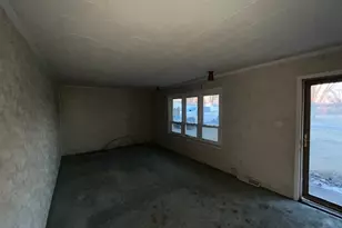 21932 Vestal Dr, Danville, IL 61834 - Photo 3