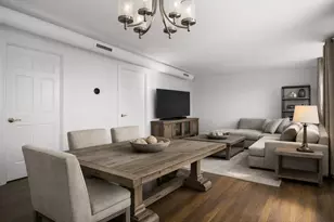 1322 W Huron St, Chicago, IL 60642 - Photo 7