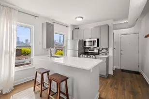 1322 W Huron St, Chicago, IL 60642 - Photo 3