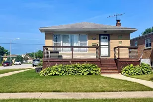 7752 Narragansett Ave, Burbank, IL 60459 - Photo 3