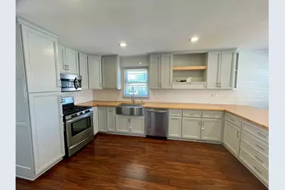 7752 Narragansett Avenue, Burbank, IL 60459 - Photo 9