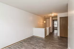 274 Holiday Ln, Hainesville, IL 60073 - Photo 17