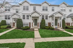 274 Holiday Ln, Hainesville, IL 60073 - Photo 1