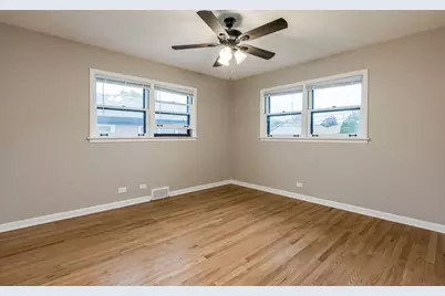 9539 Lorel Avenue, Skokie, IL 60077 - Photo 15