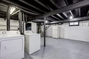 9539 Lorel Ave, Skokie, IL 60077 - Photo 33