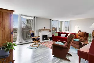 40 N Tower Rd, Oak Brook, IL 60523 - Photo 7