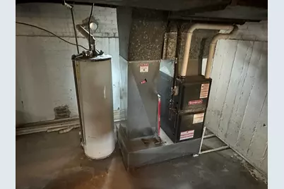 542 Sycamore Road, Dekalb, IL 60115 - Photo 15