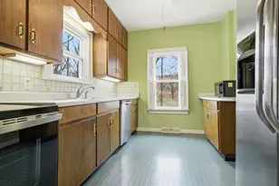 907 S Fell Ave, Normal, IL 61761 - Photo 11