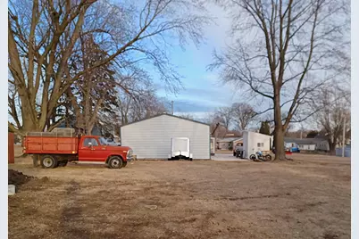 122 S. Beach Street, Kewanee, IL 61443 - Photo 7