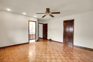 1040 E Grissom Dr, Palatine, IL 60074 - Photo 15