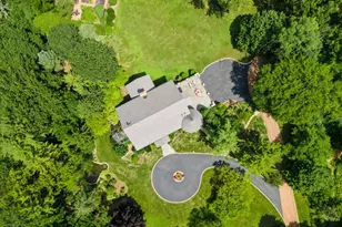 236 Steeplechase Rd, Barrington Hills, IL 60010 - Photo 3