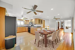 2606 W Walter Zimny Dr, Posen, IL 60469 - Photo 7