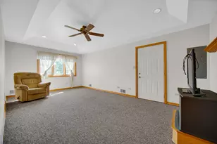 2606 W Walter Zimny Dr, Posen, IL 60469 - Photo 13