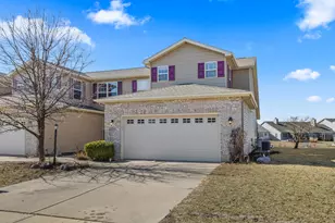 2517 Pembrook Point, Champaign, IL 61821 - Photo 3