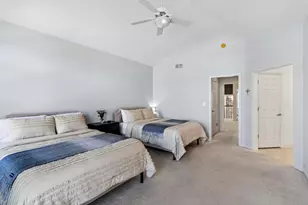 1029 W Bogey Ln, Palatine, IL 60067 - Photo 11