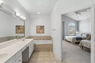 1029 W Bogey Ln, Palatine, IL 60067 - Photo 13