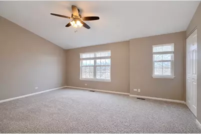 14527 Patriot Square Drive E, Plainfield, IL 60544 - Photo 13