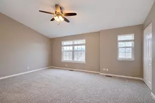 14527 Patriot Square Dr E, Plainfield, IL 60544 - Photo 13