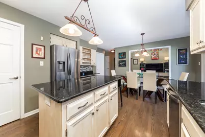 2347 Wilmington Court, Naperville, IL 60565 - Photo 19