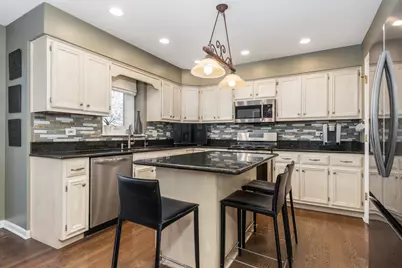 2347 Wilmington Court, Naperville, IL 60565 - Photo 15