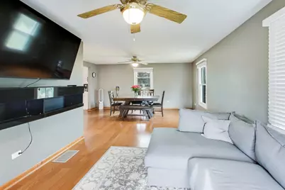 1607 W Plainfield Road, La Grange Highlands, IL 60525 - Photo 17