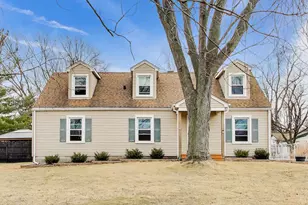 1607 W Plainfield Rd, La Grange Highlands, IL 60525 - Photo 1