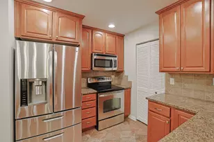 768 N Gary Ave, Carol Stream, IL 60188 - Photo 3