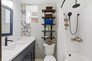 1811 W 17th St, Chicago, IL 60608 - Photo 11