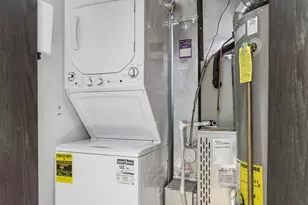 1811 W 17th St, Chicago, IL 60608 - Photo 13