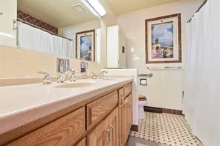 18515 Dundee Ave, Homewood, IL 60430 - Photo 21