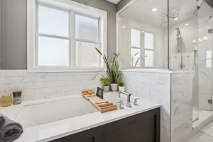 2341 W Roscoe St, Chicago, IL 60618 - Photo 25